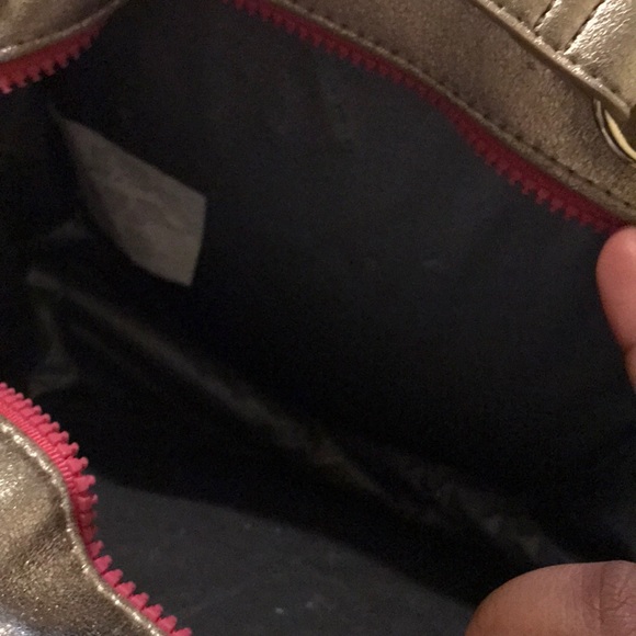 Lunchbox - Picture 2 of 3